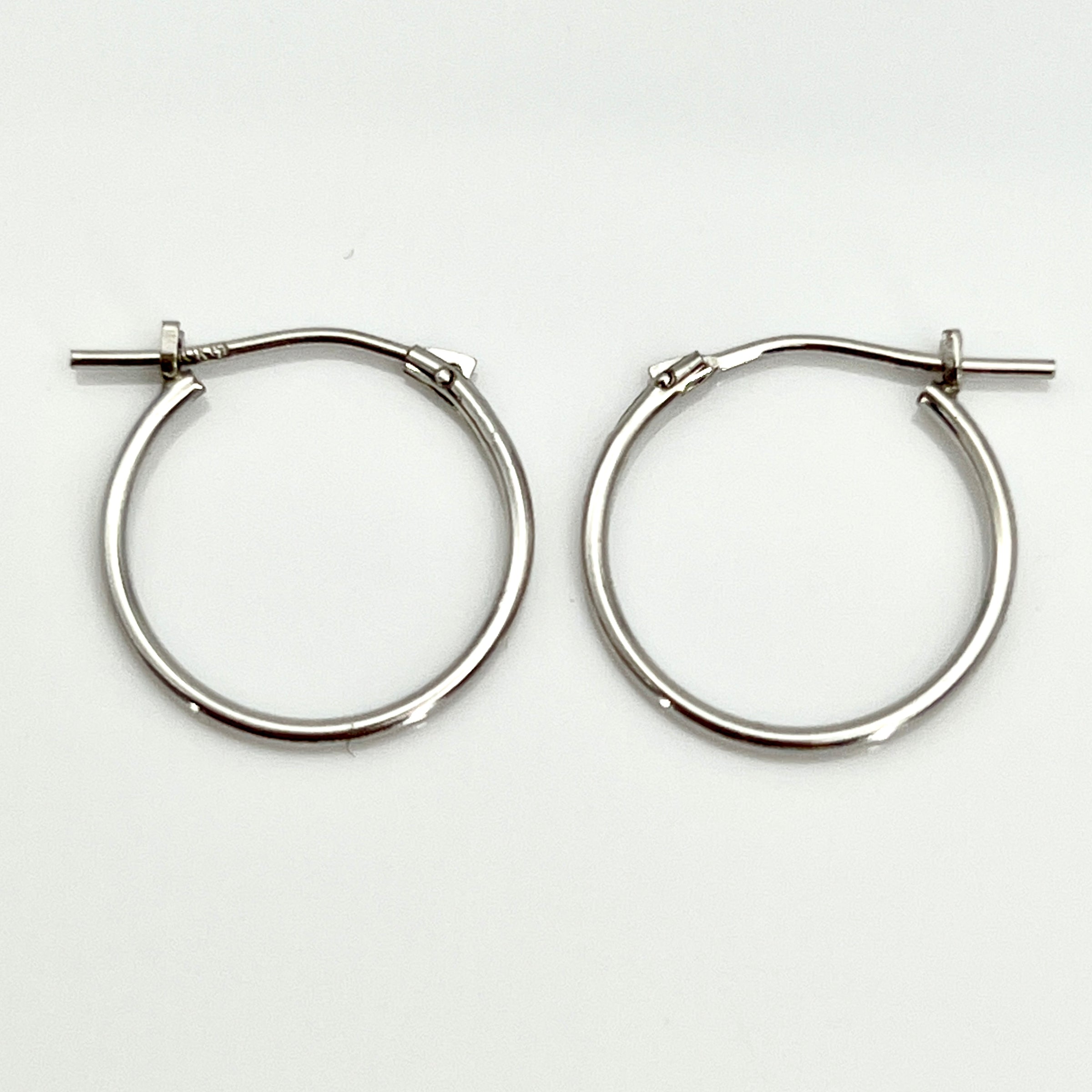 10K White Gold  5/8” Polished Hoop Earrings
