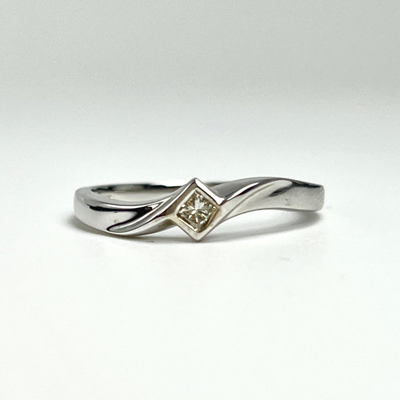 10K White Gold Princess Cut Solitaire Diamond Ring